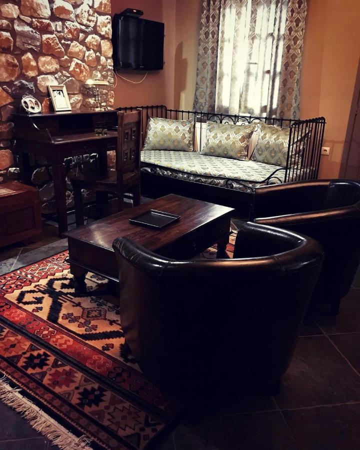 Oikies Art Rooms Ángistron Zewnętrze zdjęcie