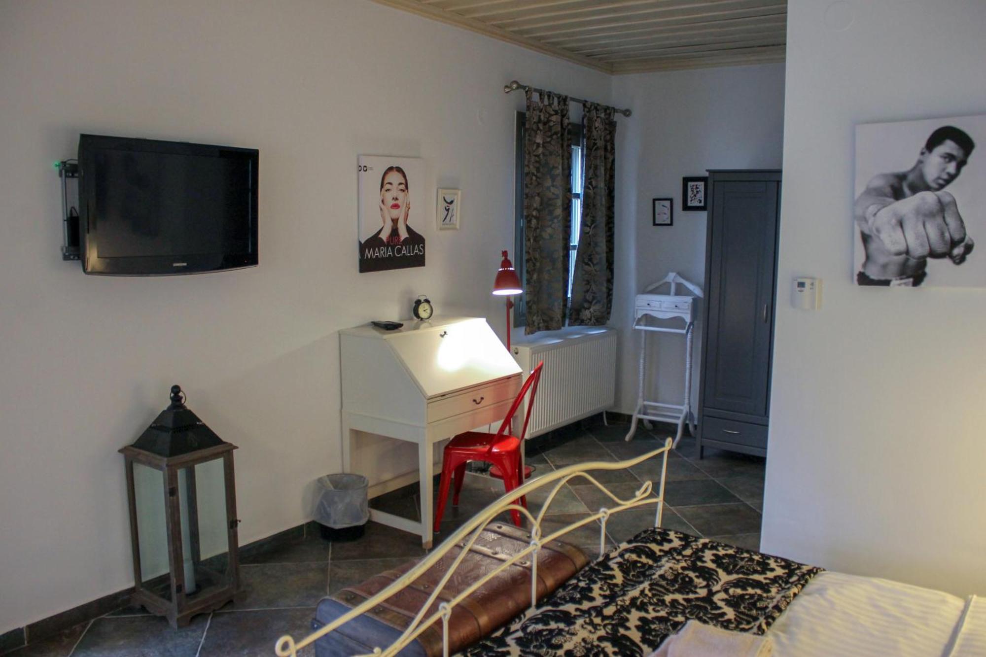 Oikies Art Rooms Ángistron Zewnętrze zdjęcie